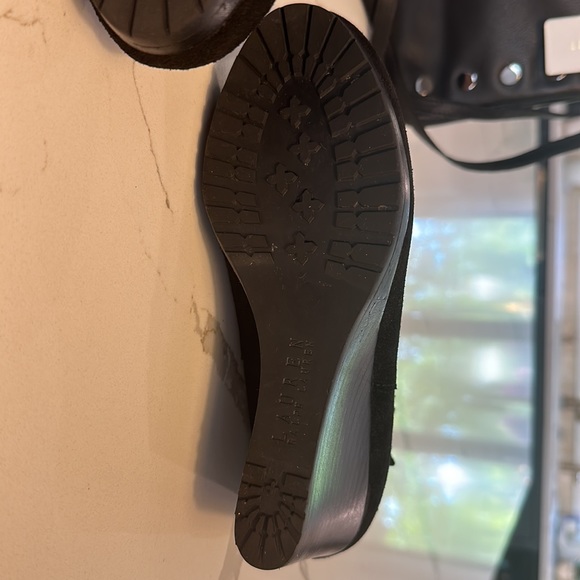 Ralph Lauren 90’s wedges are back, or maybe they never left. Suede boot. - Picture 7 of 8